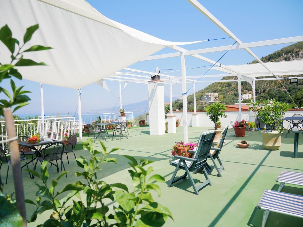 Olindo Apartment E Cristina Apartments Vico Equense Buitenkant foto
