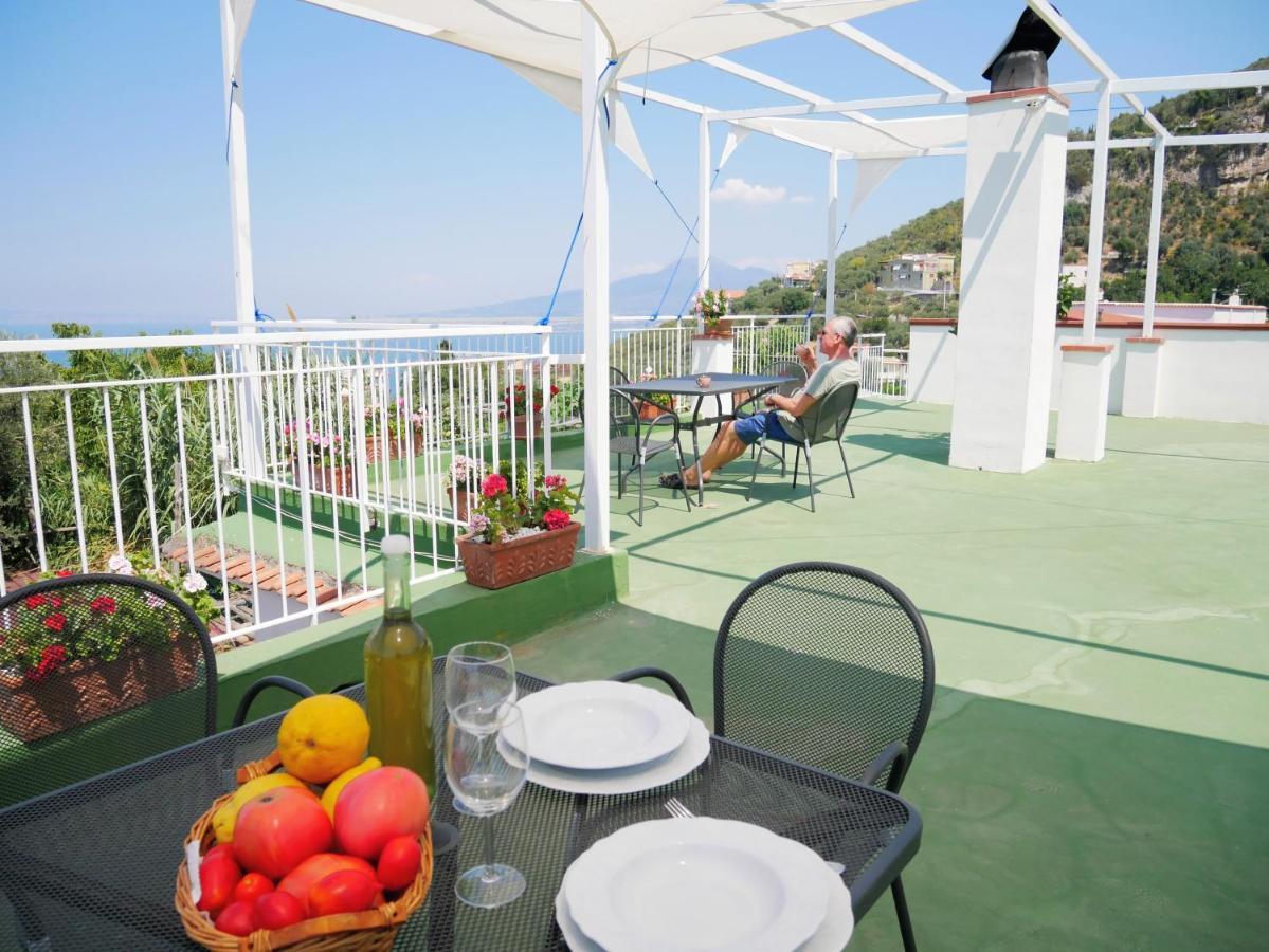 Olindo Apartment E Cristina Apartments Vico Equense Buitenkant foto